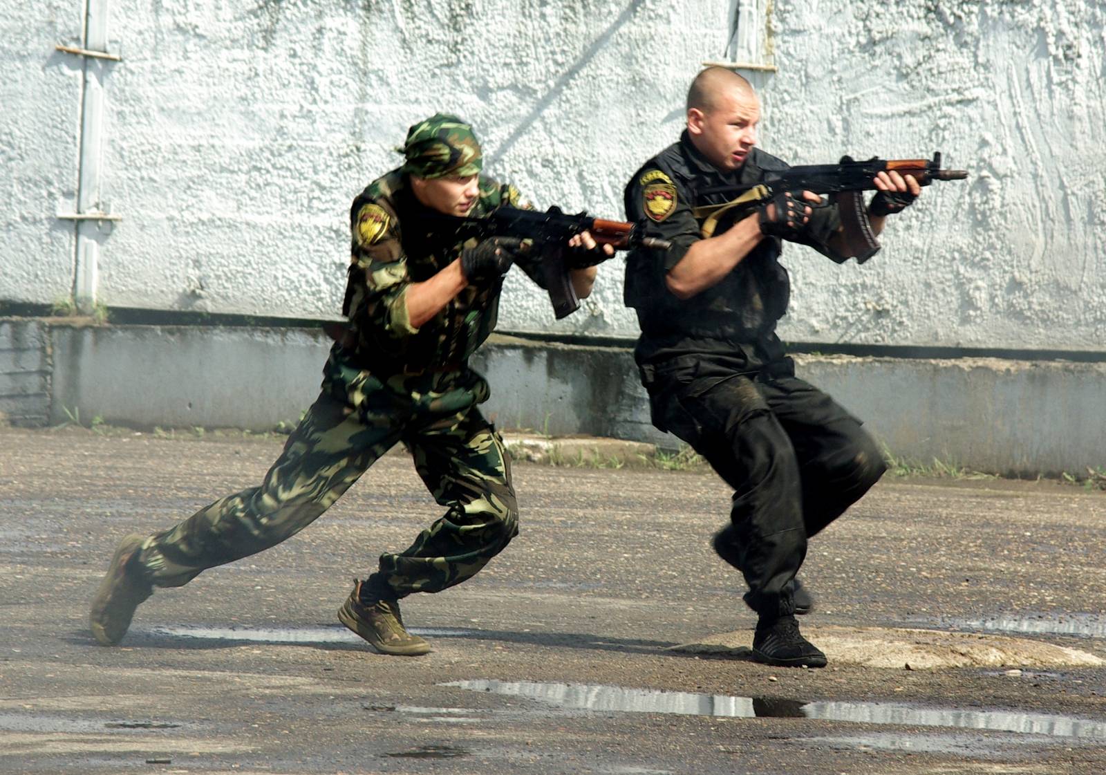 Военный полуприсед